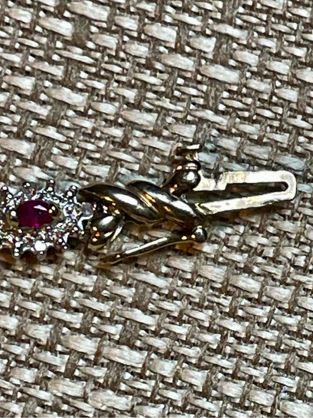 Beautiful 10KT Gold and Ruby and Diamond bracelet 7.5” makers mark WM 8.9grams - Picture 8 of 11
